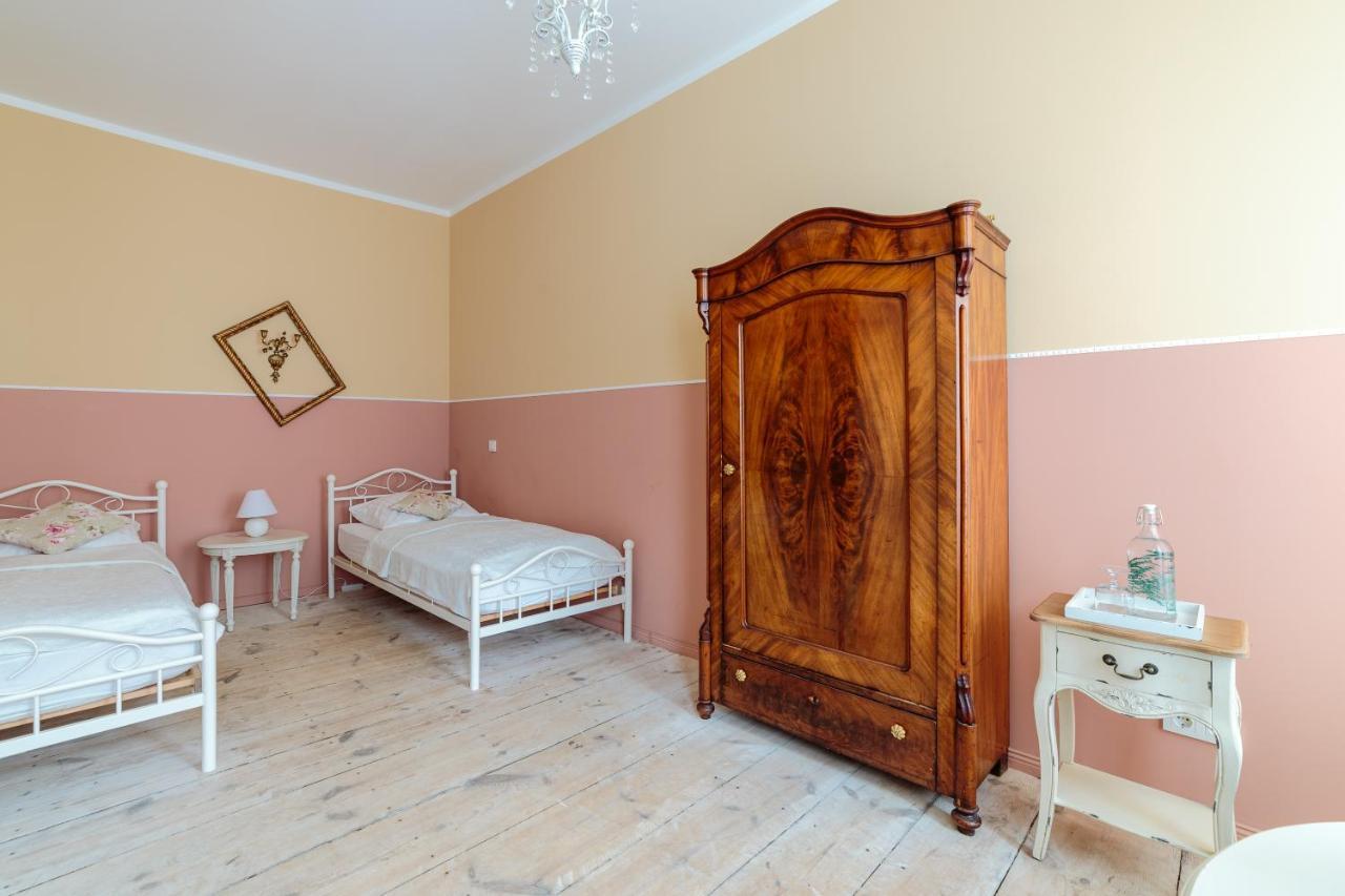 Alte Lebkuchenfabrik Bed & Breakfast Kremmen Ruang foto