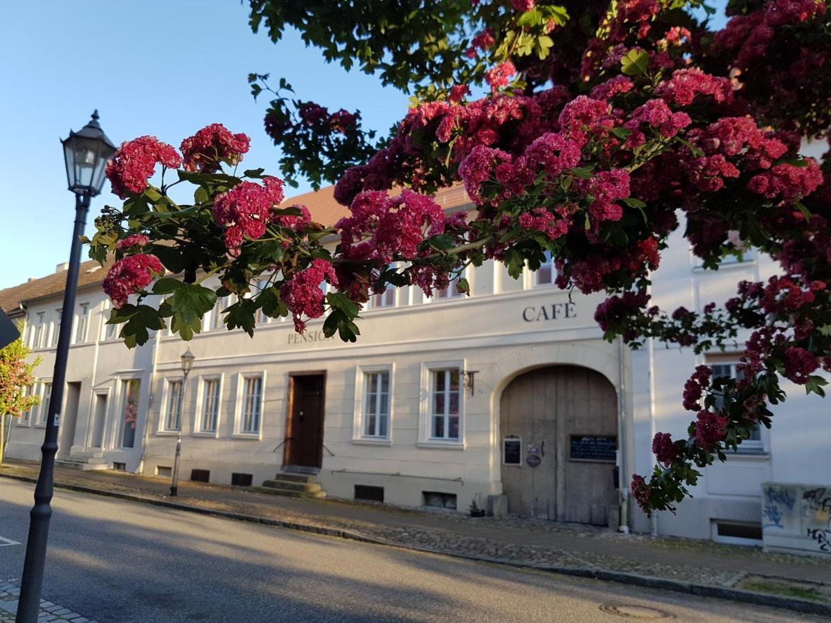 Alte Lebkuchenfabrik Bed & Breakfast Kremmen Bagian luar foto