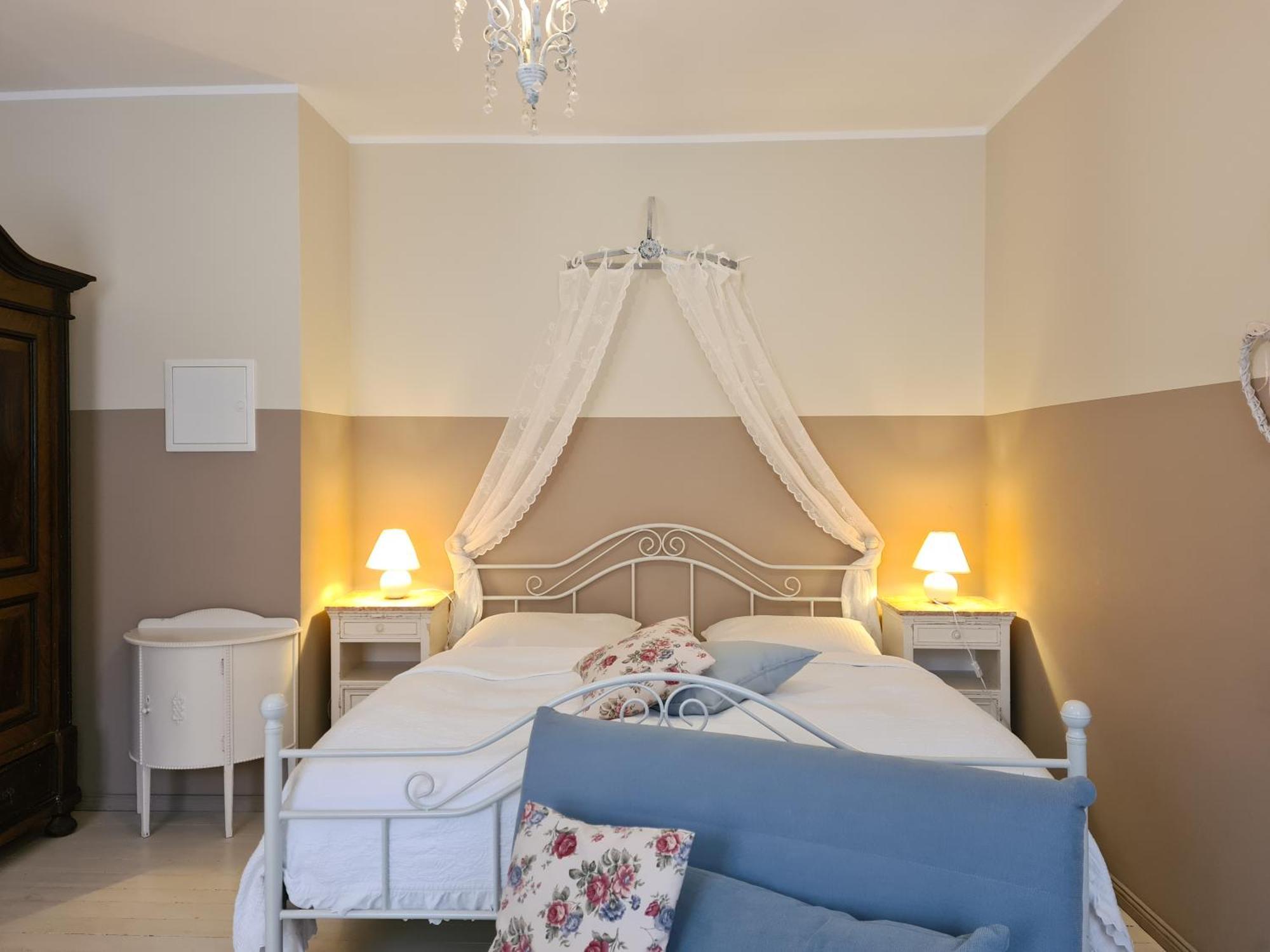 Alte Lebkuchenfabrik Bed & Breakfast Kremmen Ruang foto